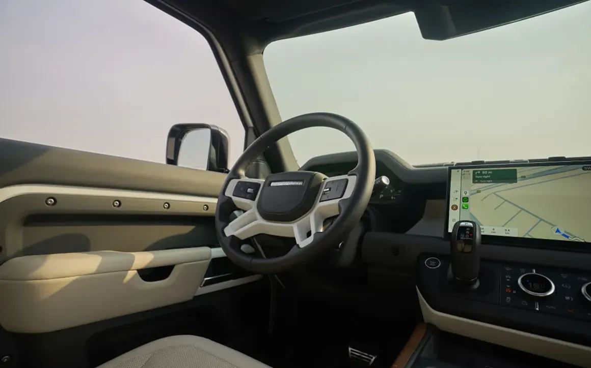 Land Rover Defender 110 rental Dubai 6