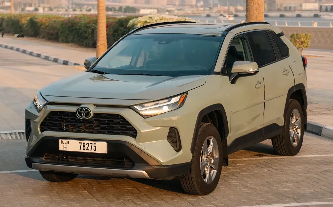 Toyota RAV4 rental Dubai 1