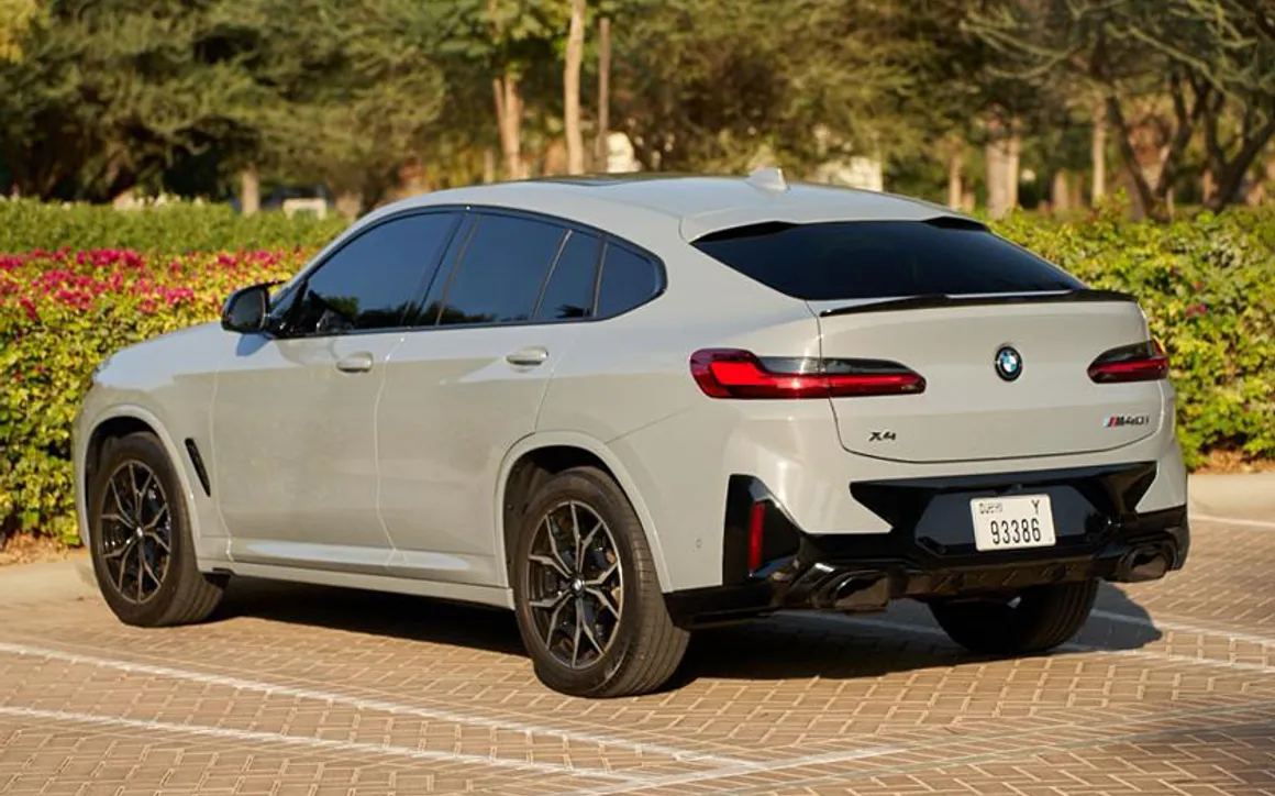 BMW X4 M40i rental Dubai 3