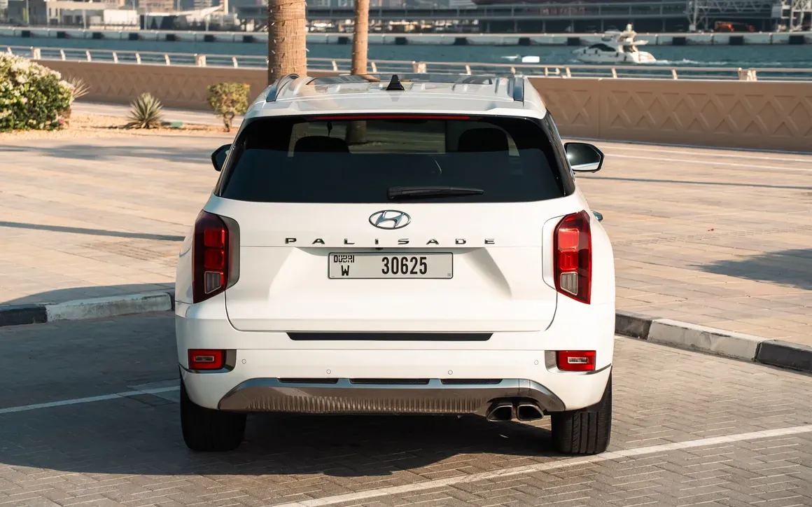 Hyundai Palisade Calligraphy rental Dubai 4