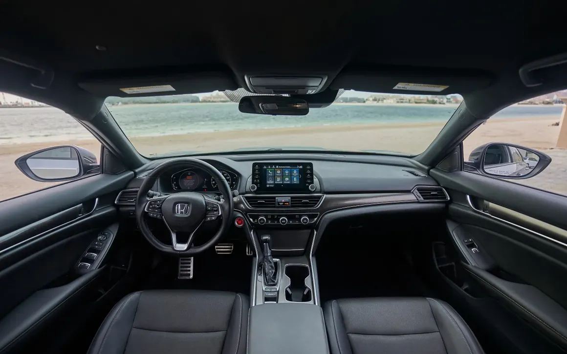 Honda Accord Sport rental Dubai 6