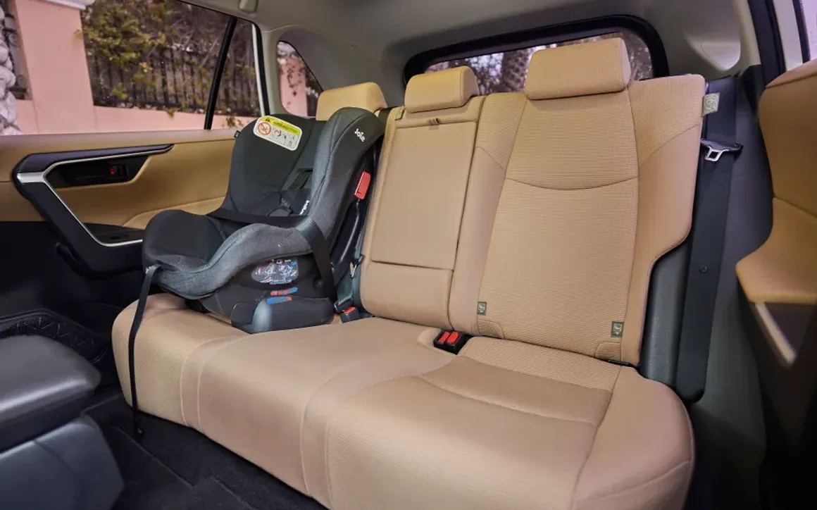 Toyota RAV4 rental Dubai 5