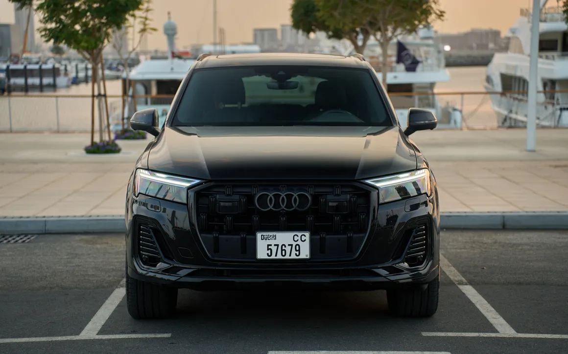 Audi Q7 rental Dubai 2
