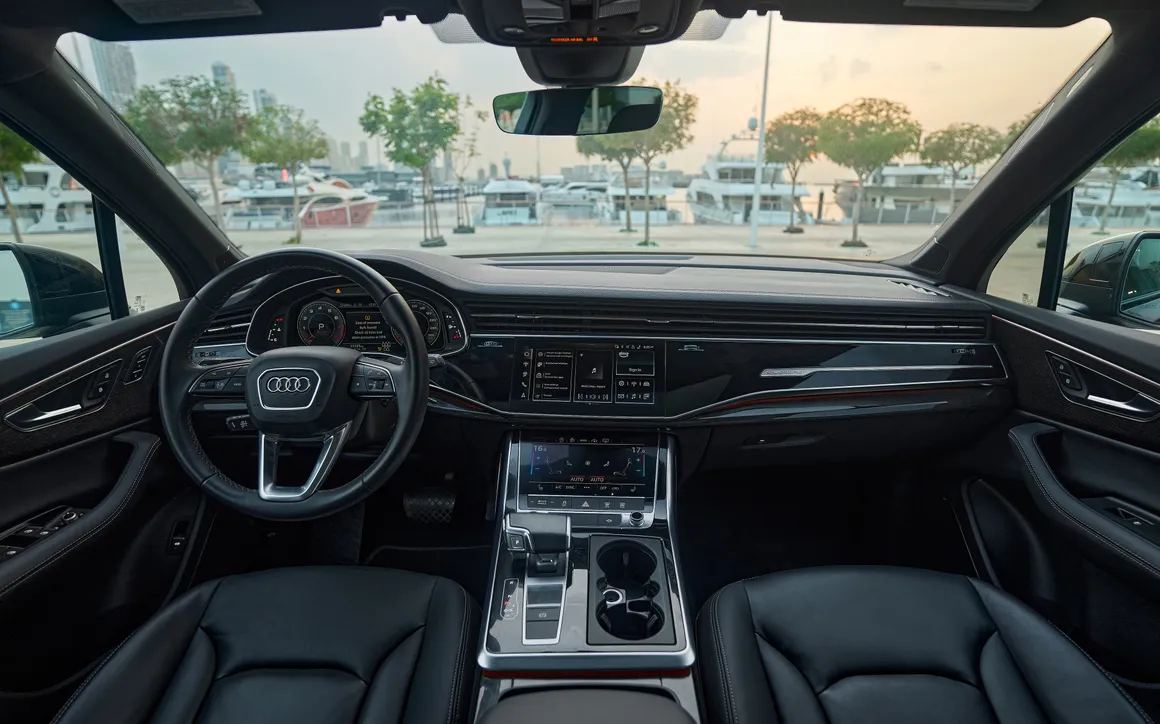 Audi Q7 rental Dubai 5
